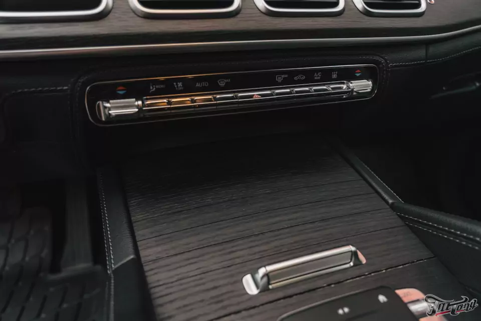 Химчистка салона для Mercedes GLE 400d
